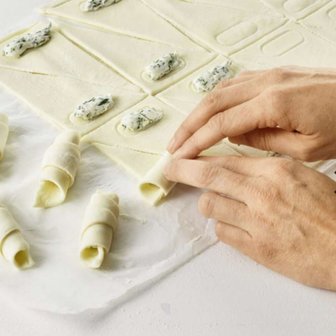 Croissant roller - Betty Bossi