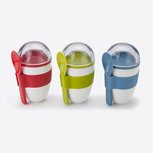 Mueslibeker met lepel - assorti Mueslibeker met lepel - assorti